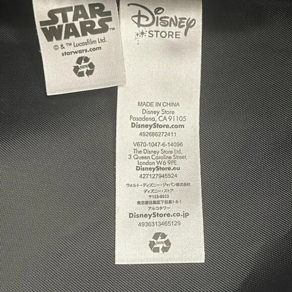 Star Wars Darth Vader 3D Suitcase Luggage Disney Store Retractable Handle - Picture 8 of 8